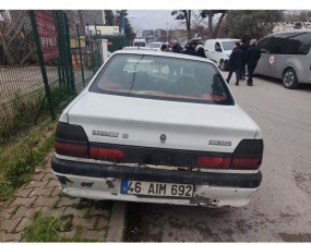 AYAĞINIZI YERDEN KESER