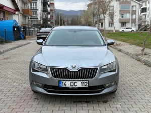 SAHİBİNDEN SATILIK EMSALSİZ HATASIZ BOYASIZ DEĞİŞENSİZ TRAMERSİZ SKODA SÜPER B 1.6 GREENTEC ACTİVE FUL PAKET OTOMATİK