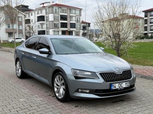 SAHİBİNDEN SATILIK EMSALSİZ HATASIZ BOYASIZ DEĞİŞENSİZ TRAMERSİZ SKODA SÜPER B 1.6 GREENTEC ACTİVE FUL PAKET OTOMATİK