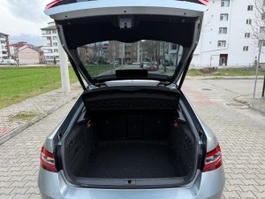 SAHİBİNDEN SATILIK EMSALSİZ HATASIZ BOYASIZ DEĞİŞENSİZ TRAMERSİZ SKODA SÜPER B 1.6 GREENTEC ACTİVE FUL PAKET OTOMATİK