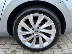 SAHİBİNDEN SATILIK EMSALSİZ HATASIZ BOYASIZ DEĞİŞENSİZ TRAMERSİZ SKODA SÜPER B 1.6 GREENTEC ACTİVE FUL PAKET OTOMATİK