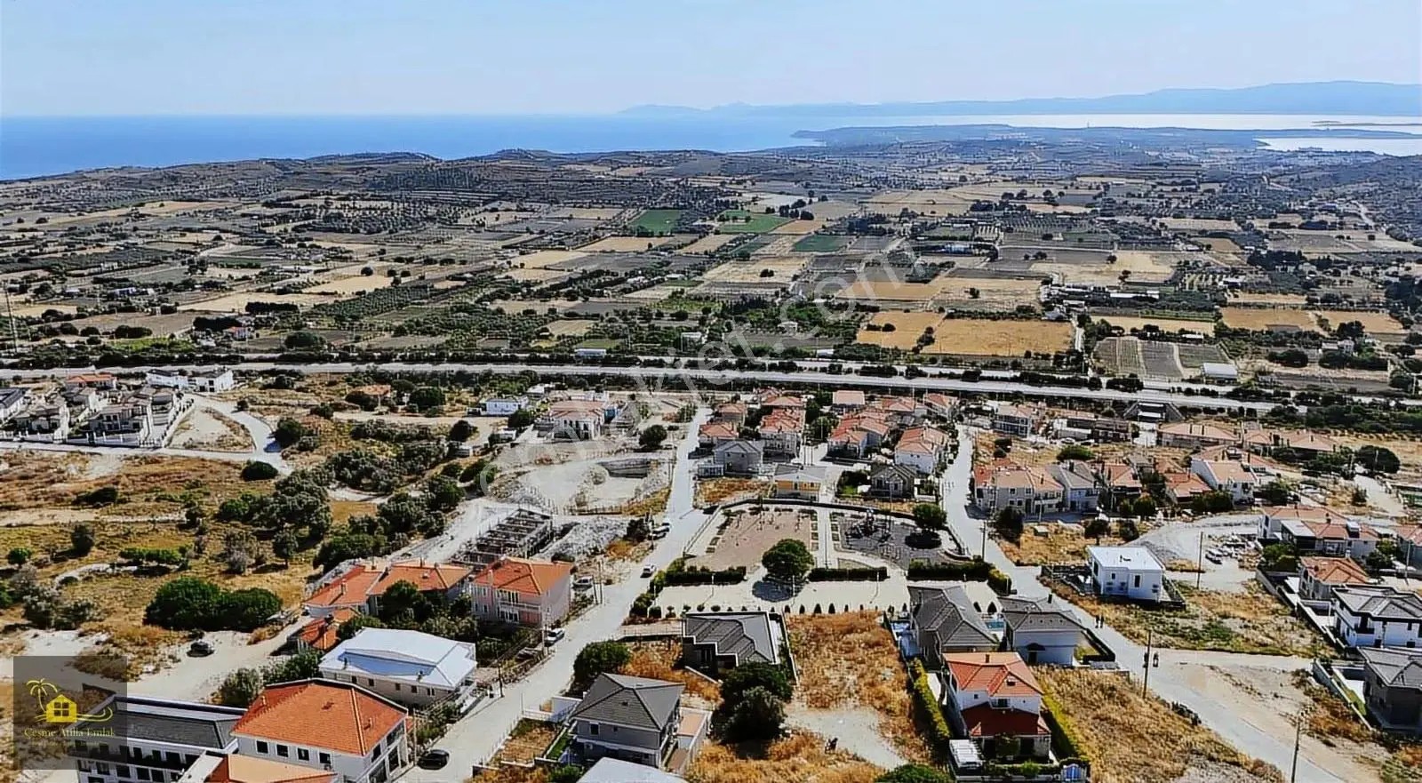 Çeşmede Satılık Deniz Manzaralı 375m2 Arsa | Tek Villa İmarlı