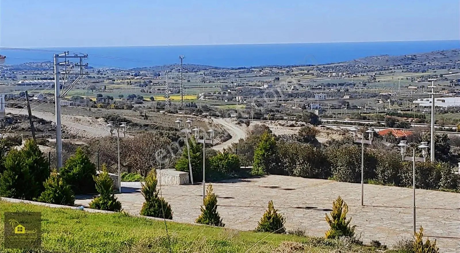 Çeşmede Satılık Deniz Manzaralı 375m2 Arsa | Tek Villa İmarlı