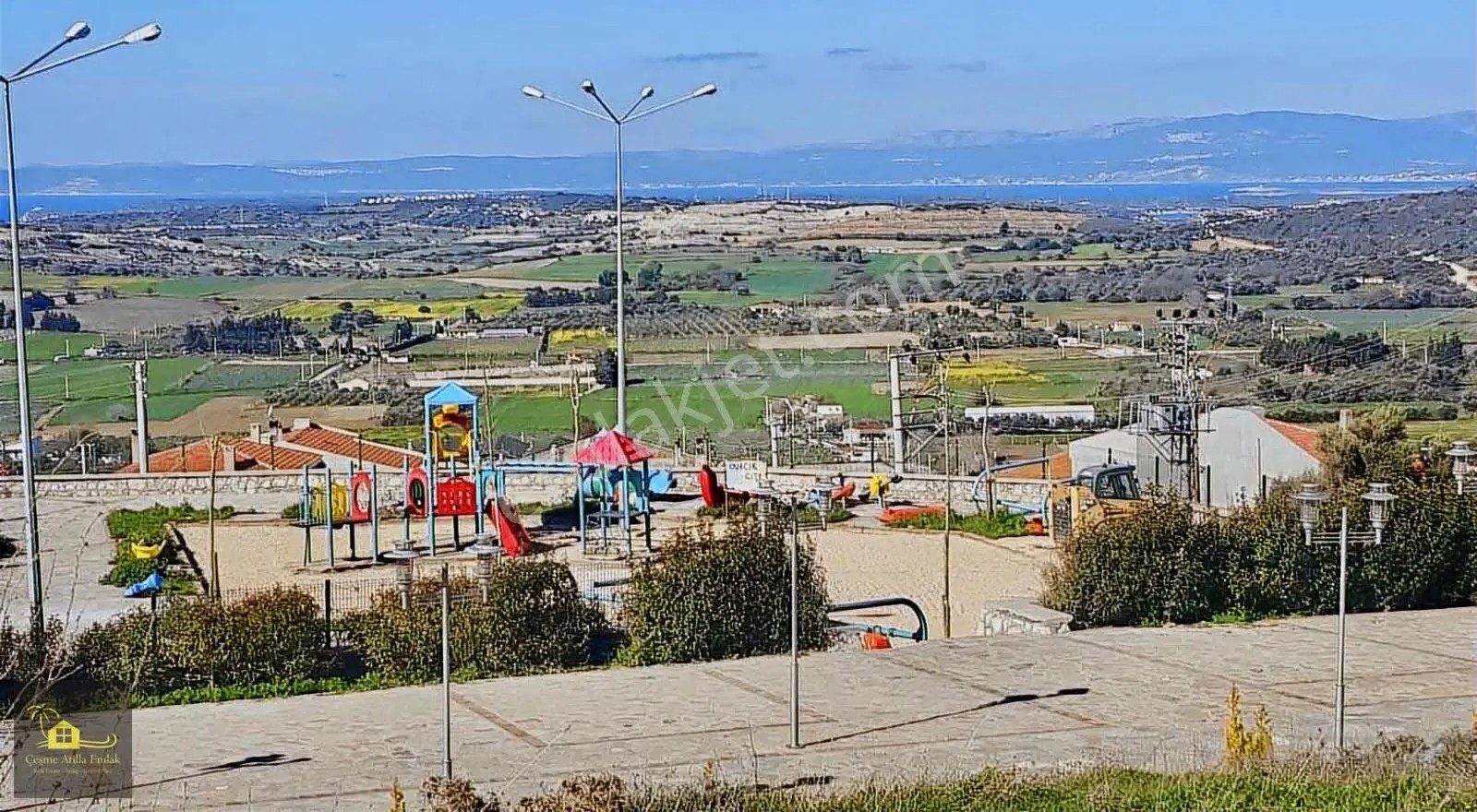 Çeşmede Satılık Deniz Manzaralı 375m2 Arsa | Tek Villa İmarlı