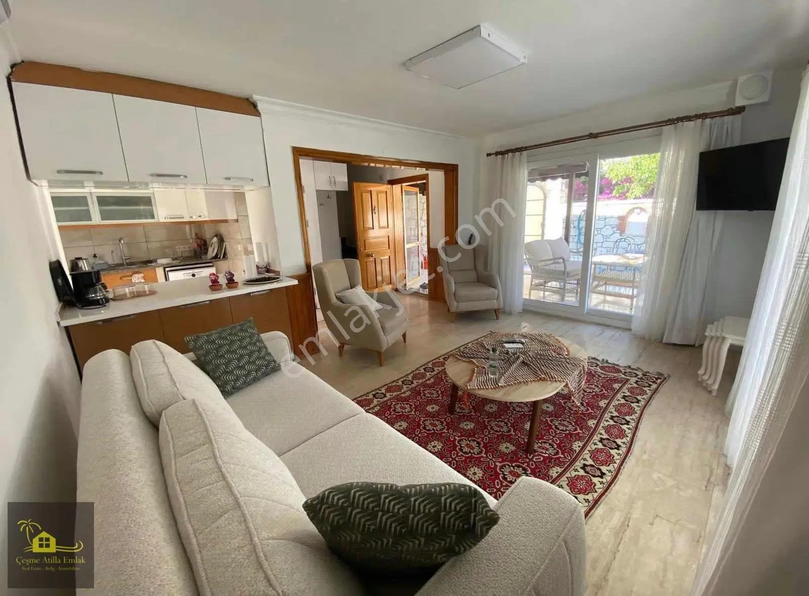 Alaçatı 3+1 Dubleks Kiralık Villa Yaz Sezonu