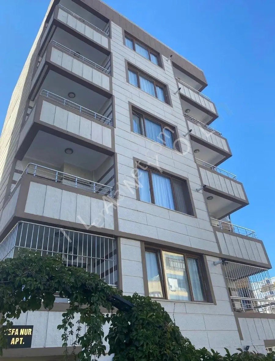 Kültür Emlaktan Veysel Karani'de Yatırımlık Kiracılı 1+1 Arakat