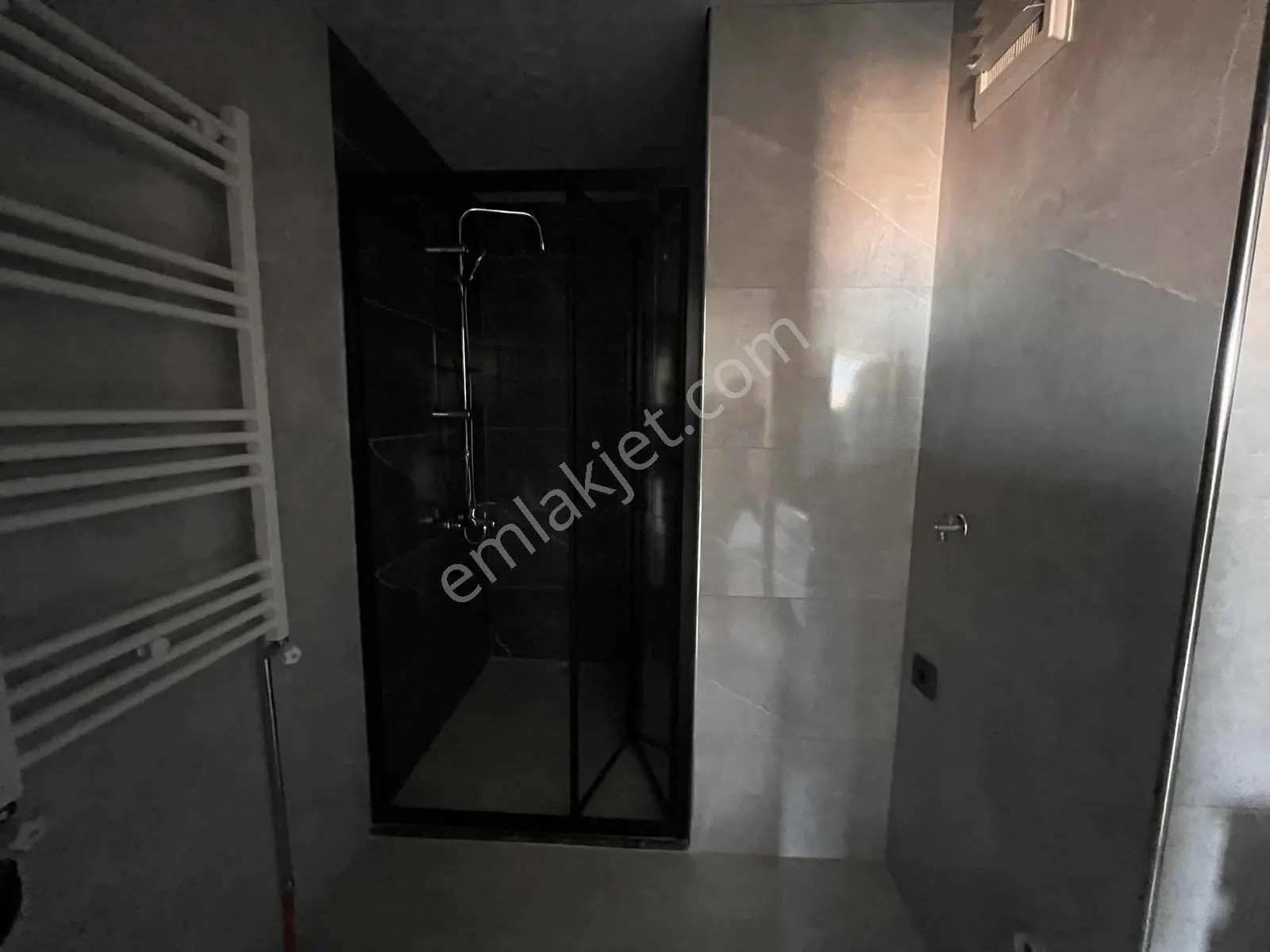 Remax Dem'den Demirkent Mah. Kiralık 2+1 Daire
