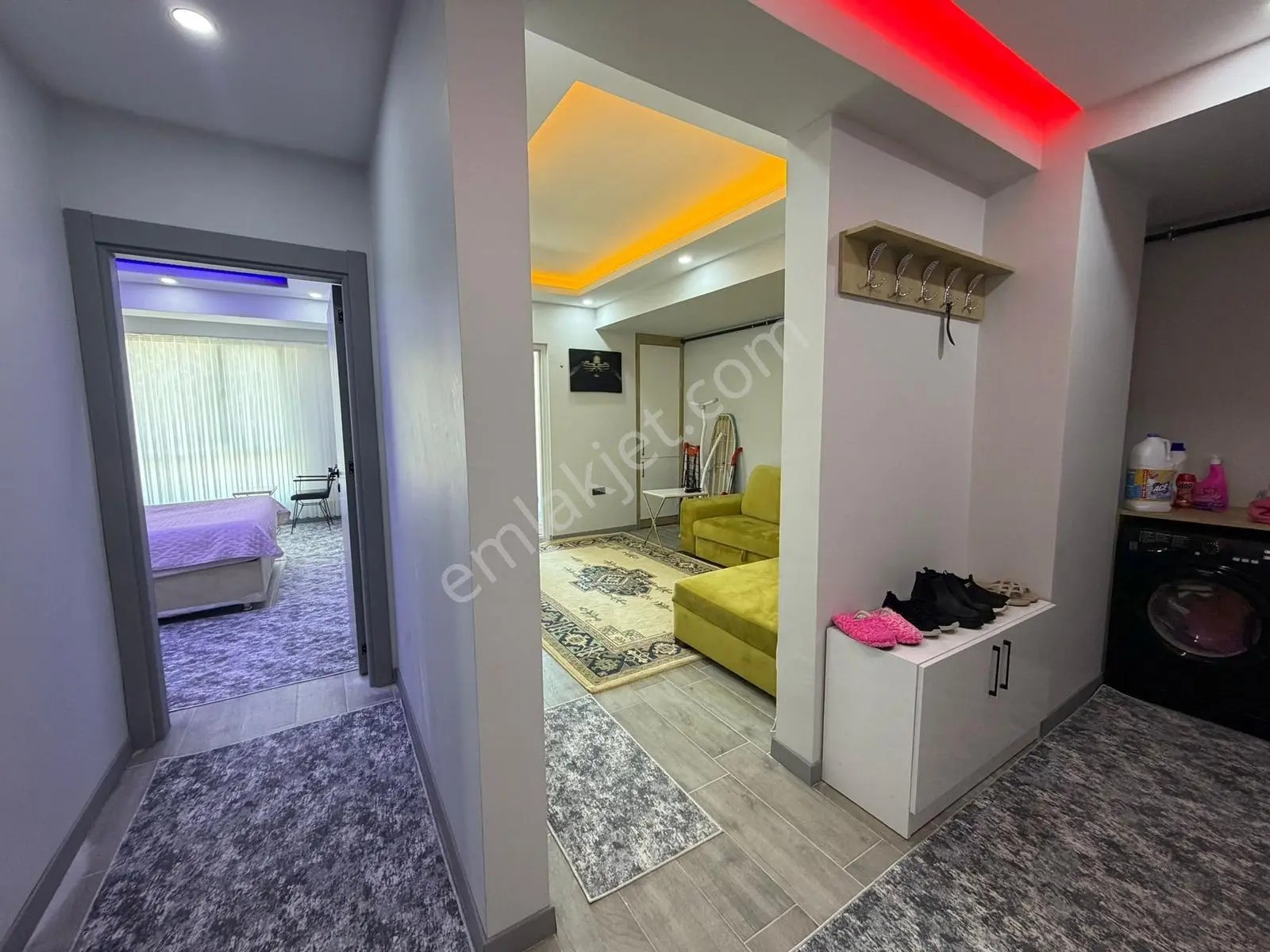 Remax Dem'den Merkezde 2+0 Eşyalı Kiralık Daire