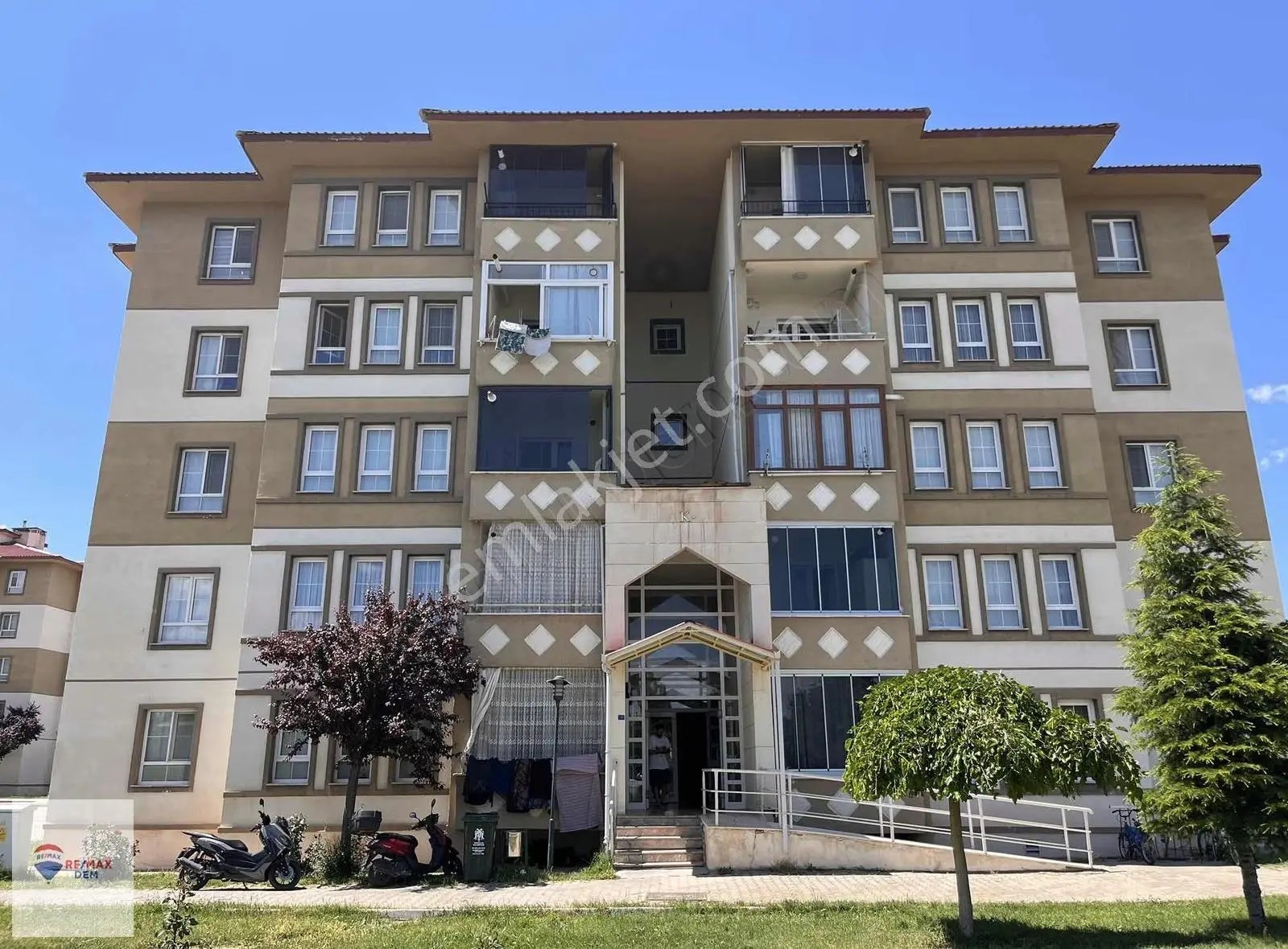 Remax Dem'den Kavakyolu Tokide 3+1 Satılık Daire
