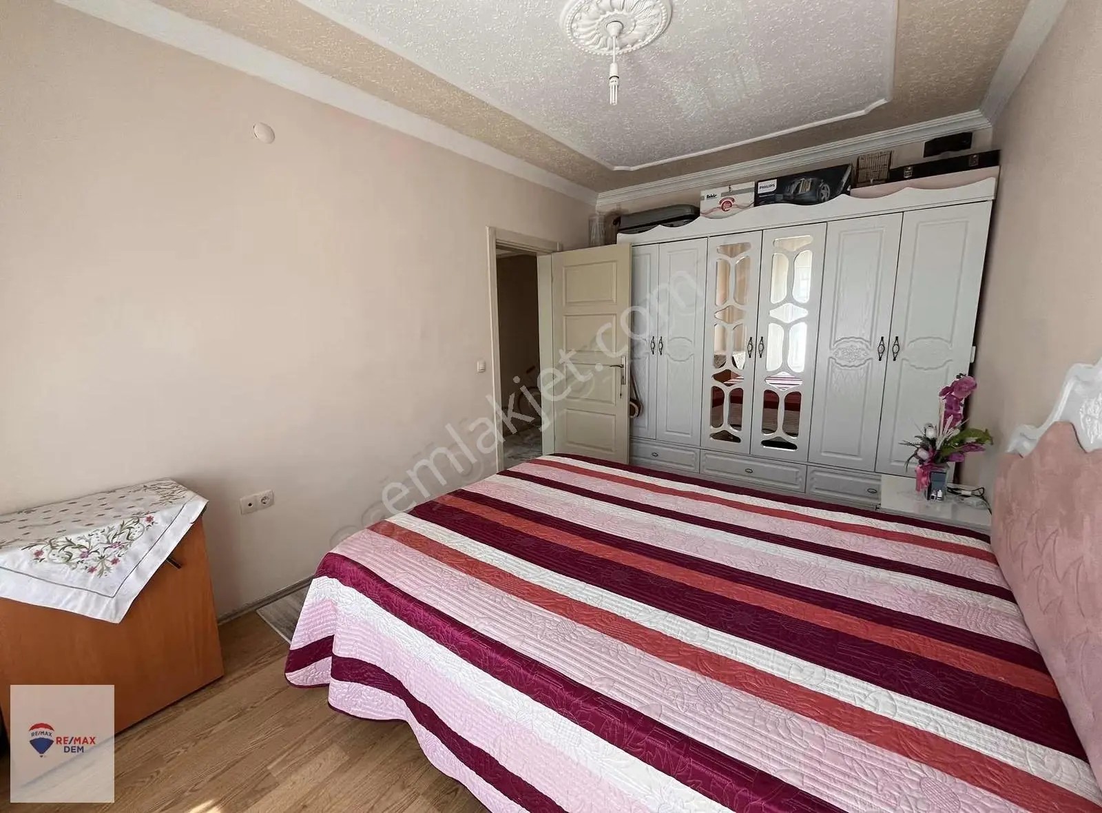 Remax Dem'den Kavakyolu Tokide 3+1 Satılık Daire