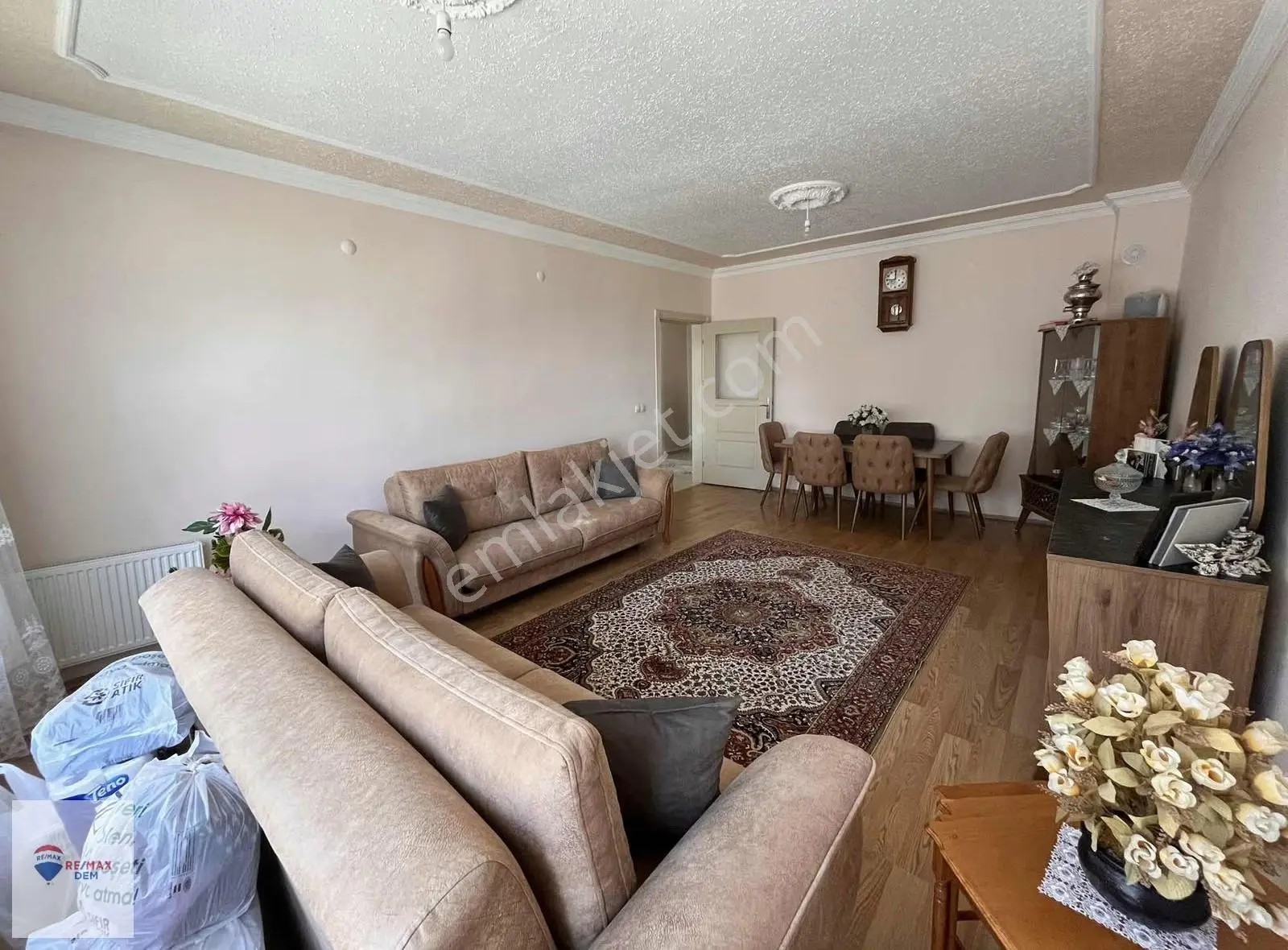 Remax Dem'den Kavakyolu Tokide 3+1 Satılık Daire