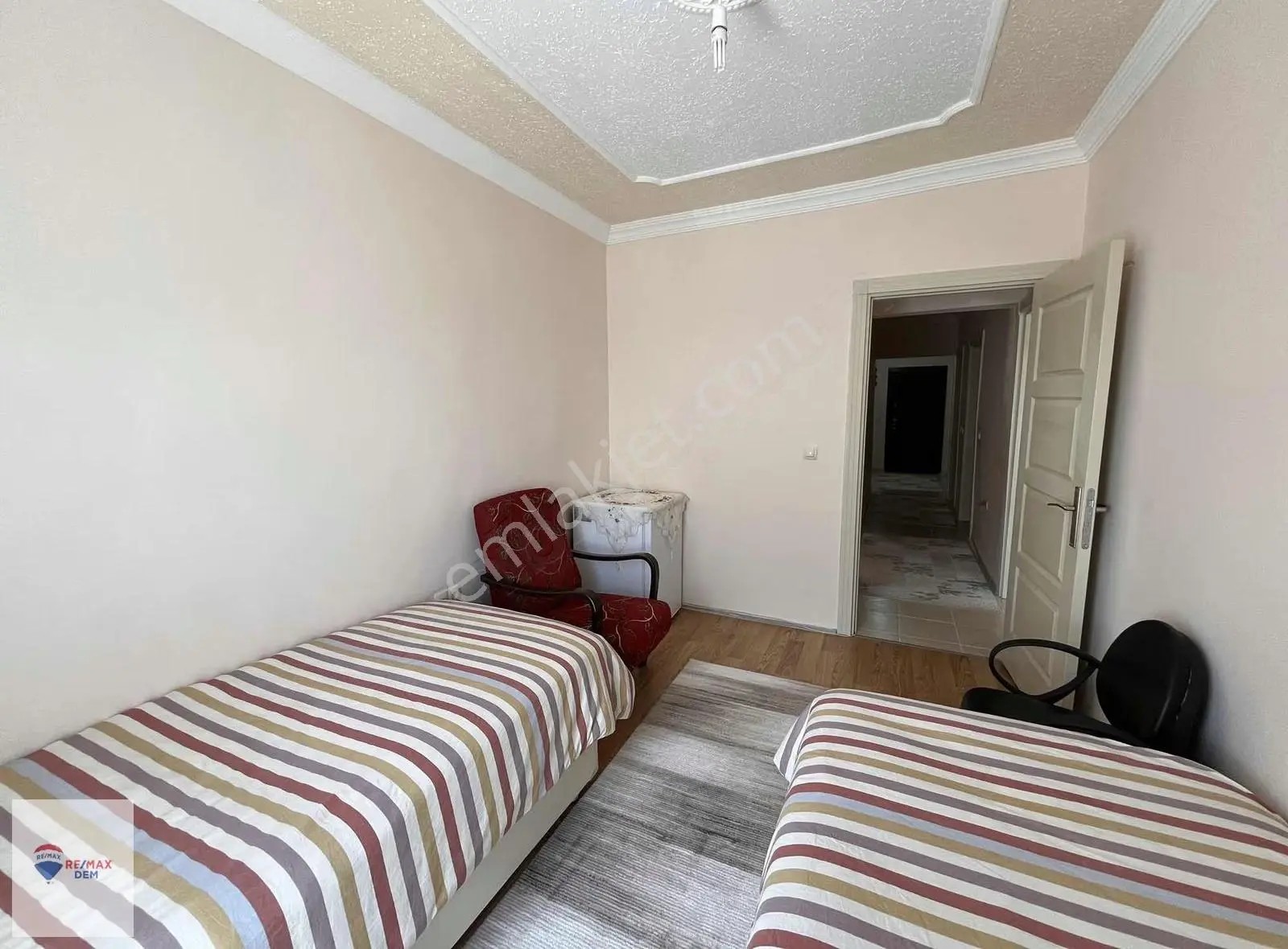 Remax Dem'den Kavakyolu Tokide 3+1 Satılık Daire