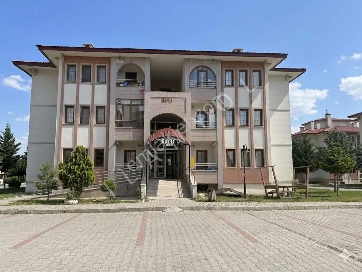 Remax Dem'den Yoğurtlu Tokide Depozitosuz Kiralık 2+1 Daire