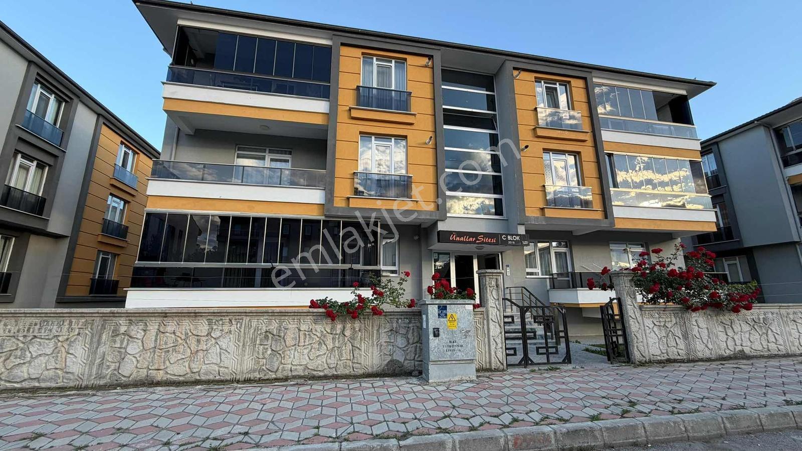 Remax Dem'den Mimar Sinan Mahallesinde 3+1 Satılık Daire