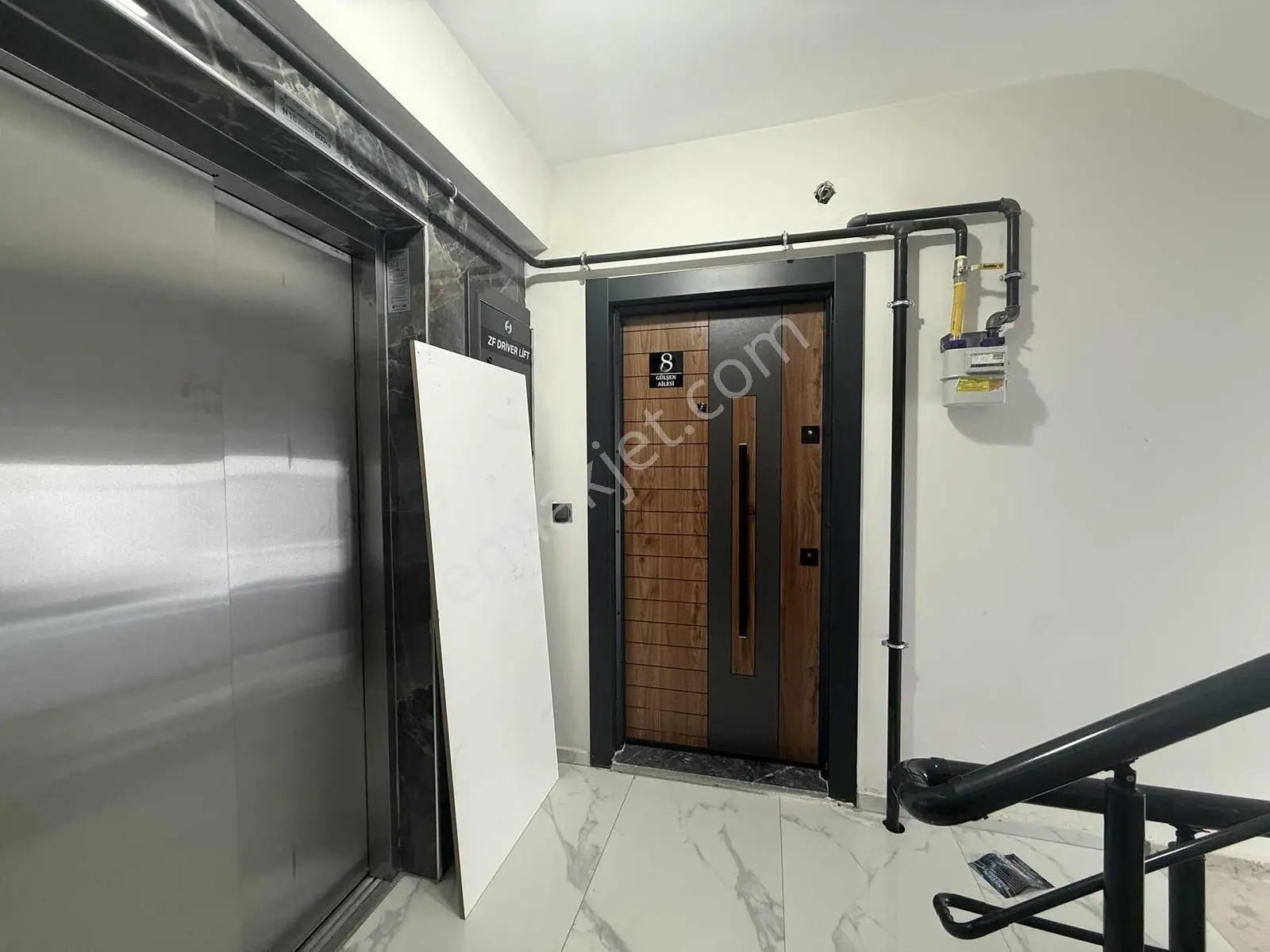 Remax Dem'den Hocabey Mah. Lüks Satılık 2+1 Daire