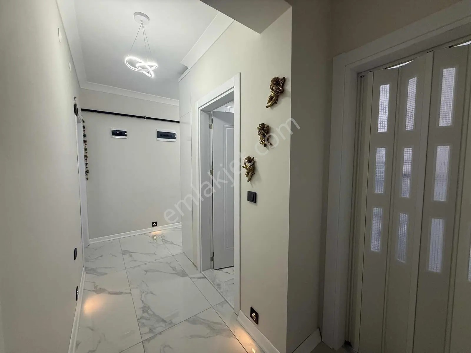 Remax Dem'den Hocabey Mah. Lüks Satılık 2+1 Daire
