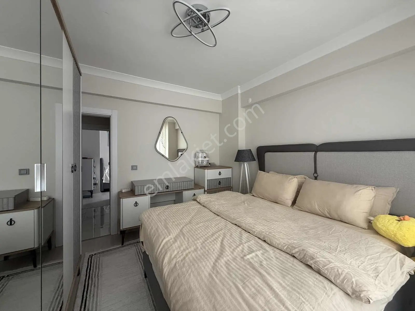 Remax Dem'den Hocabey Mah. Lüks Satılık 2+1 Daire