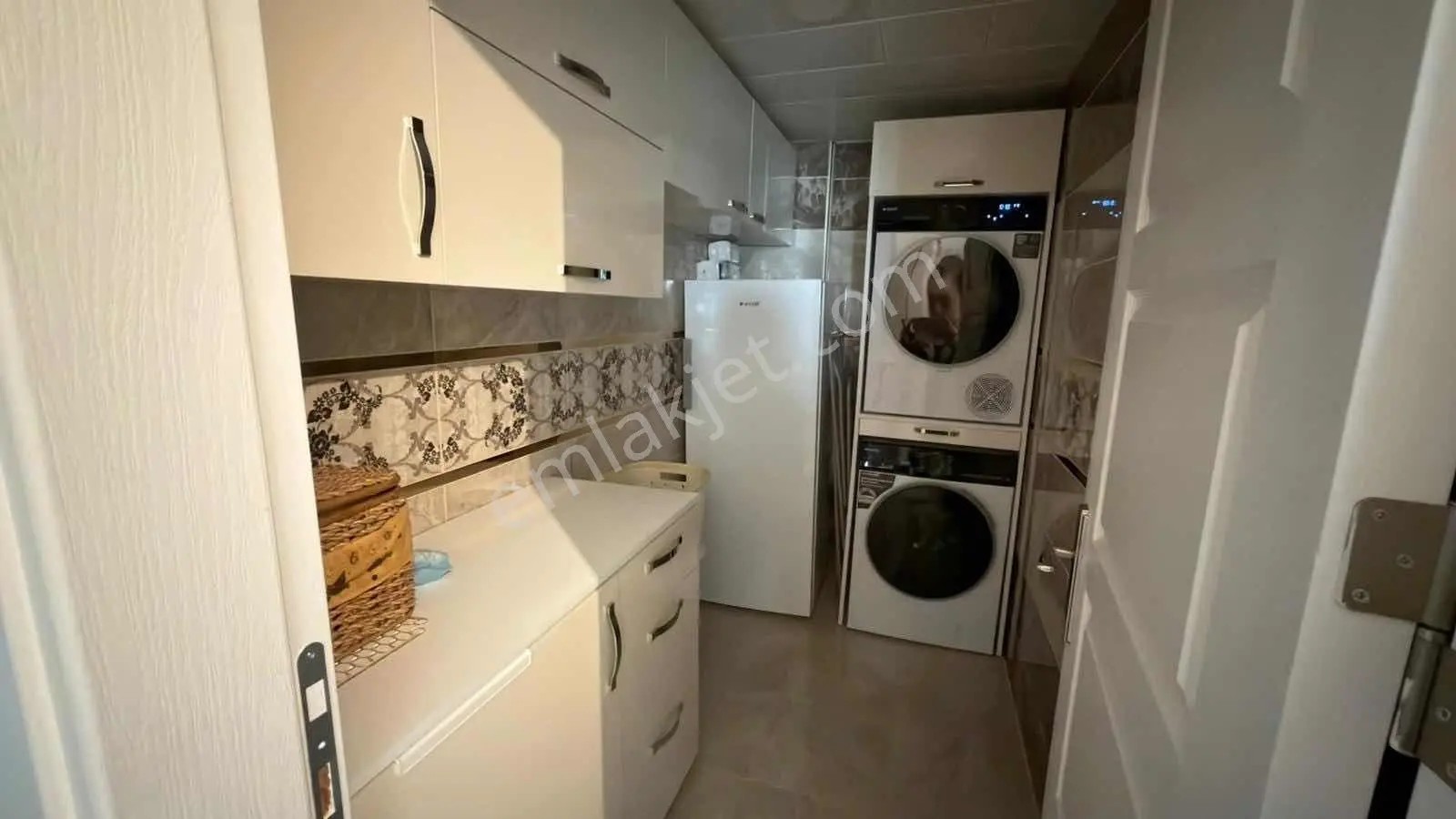 Remax Dem'den Demirkent'te Lüks 3,5+1 170m2 Satılık Daire