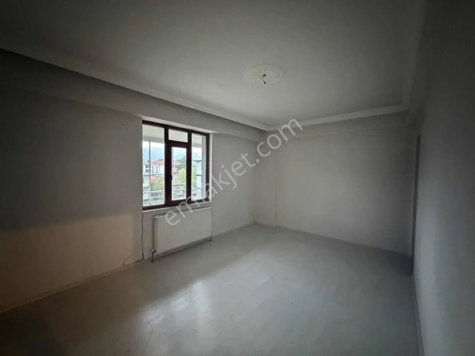 Remax Dem'den Halitpaşa Mah. 3+1 Geniş Ferah Satılık Daire