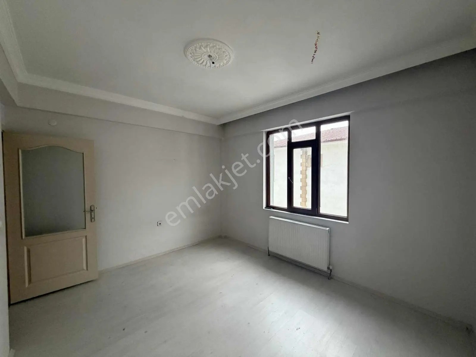 Remax Dem'den Halitpaşa Mah. 3+1 Geniş Ferah Satılık Daire
