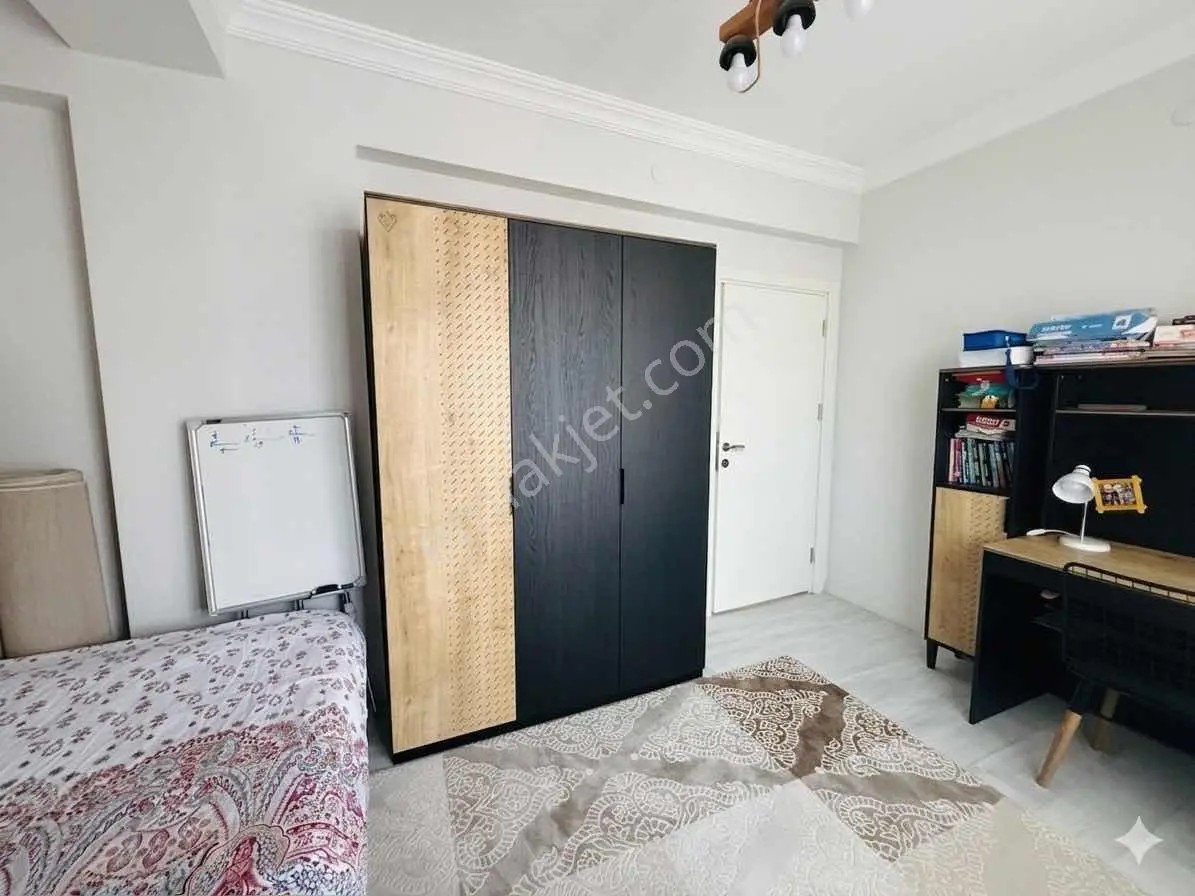 Remax Dem'den Demirkent Cihangir Sitesinde Satılık Daire