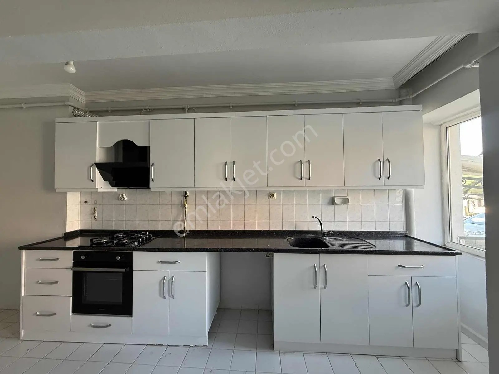 Remax Dem'den Arslanlı Mah.satılık 3+1geniş Daire