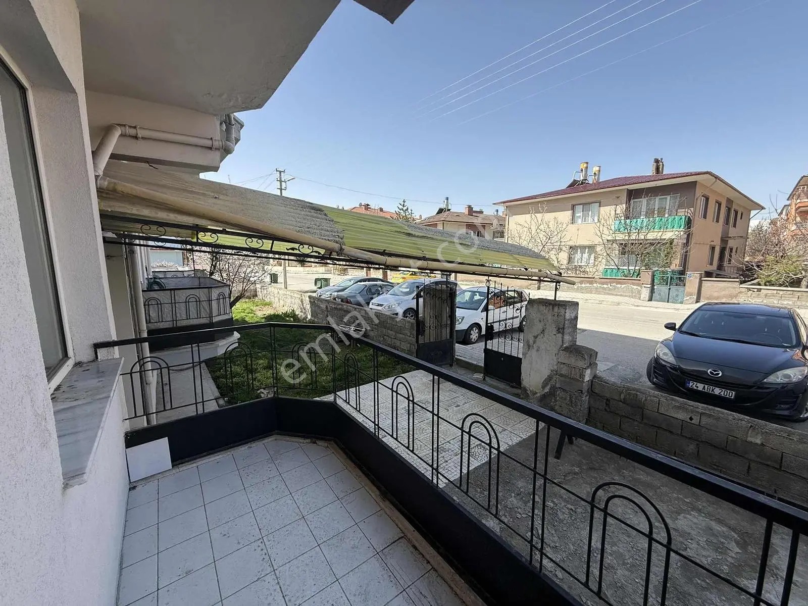Remax Dem'den Arslanlı Mah.satılık 3+1geniş Daire