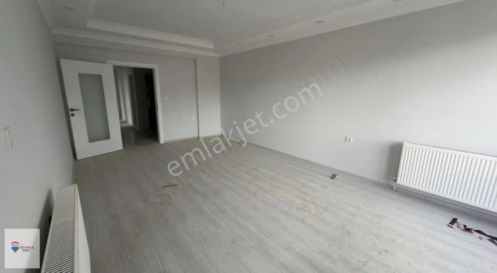 Remax Dem'den Demirkent Mah. Ara Kat 2+1 Satılık Daire