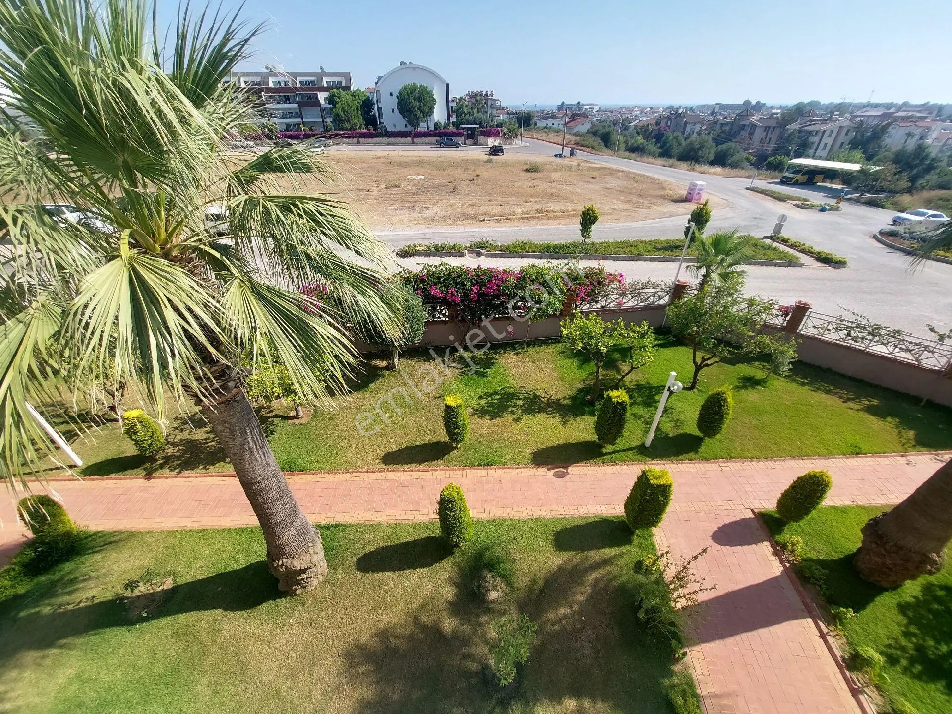 İdamax'tan Side'de Havuzlu Sitede Eşyalı Kiralık Daire