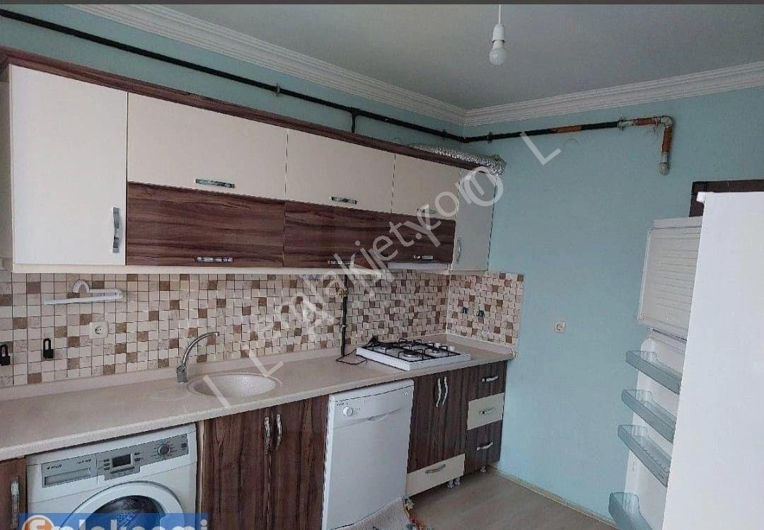 Emlaknomi'den Tapduk Emre Mah'de Kiralık 1+1 Eşyalı Apart