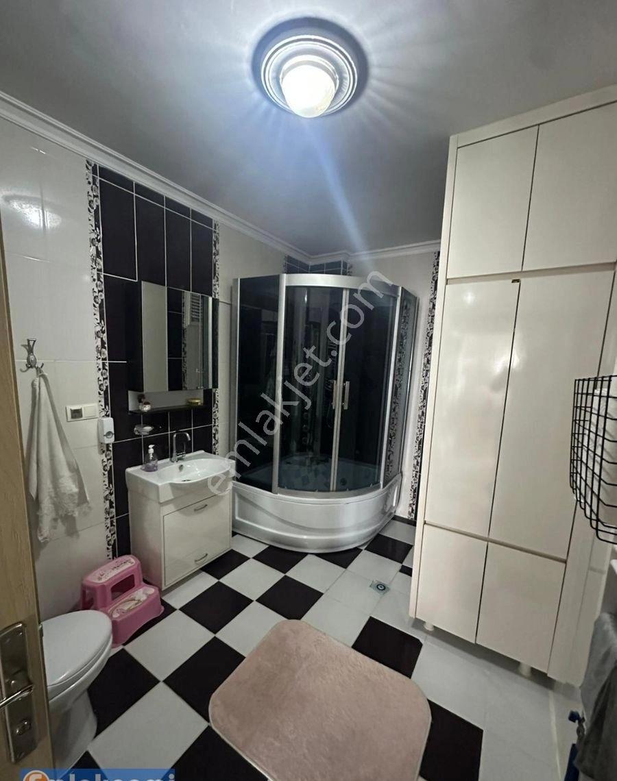 Piri Reis Mah De 4+1 Ara Kat Satılık Daire