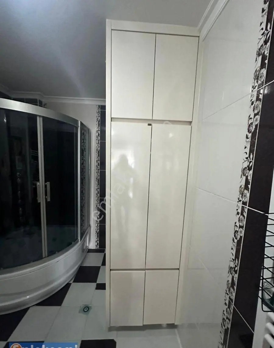 Piri Reis Mah De 4+1 Ara Kat Satılık Daire