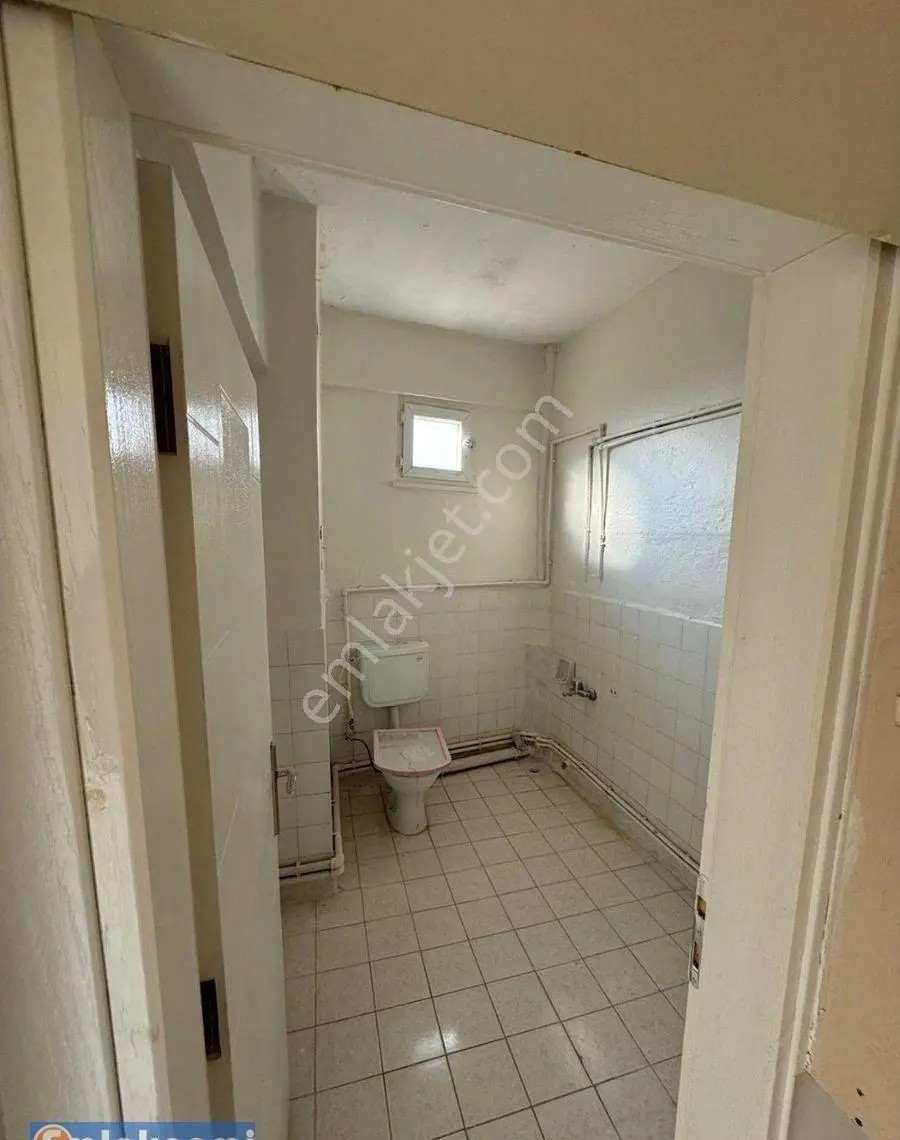 Emlaknomiden Külhan Mahallesinde Satılık 2+1 Daire