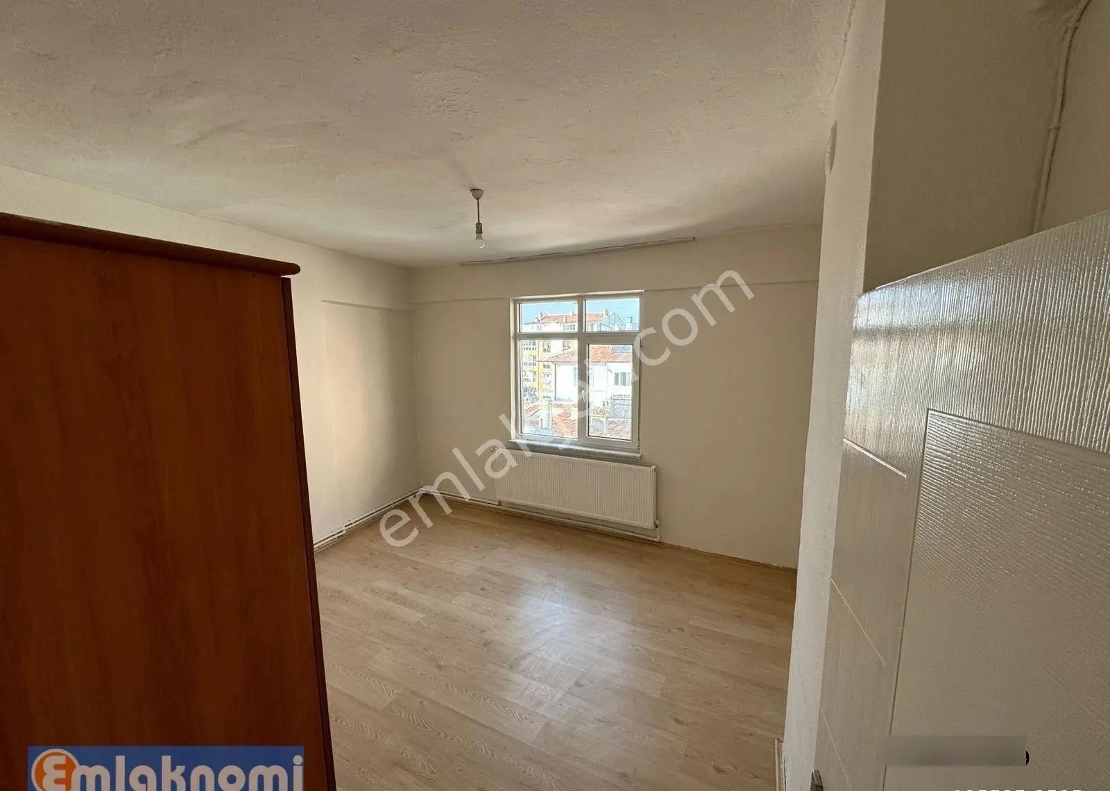Emlaknomiden Külhan Mahallesinde Satılık 2+1 Daire