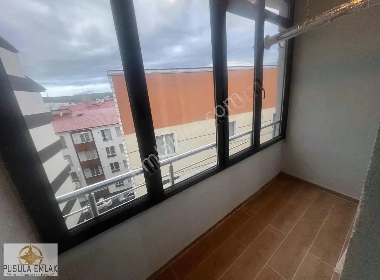 İnönü Caddesi Üzeri 140 M2 2+1 Lüks Daire