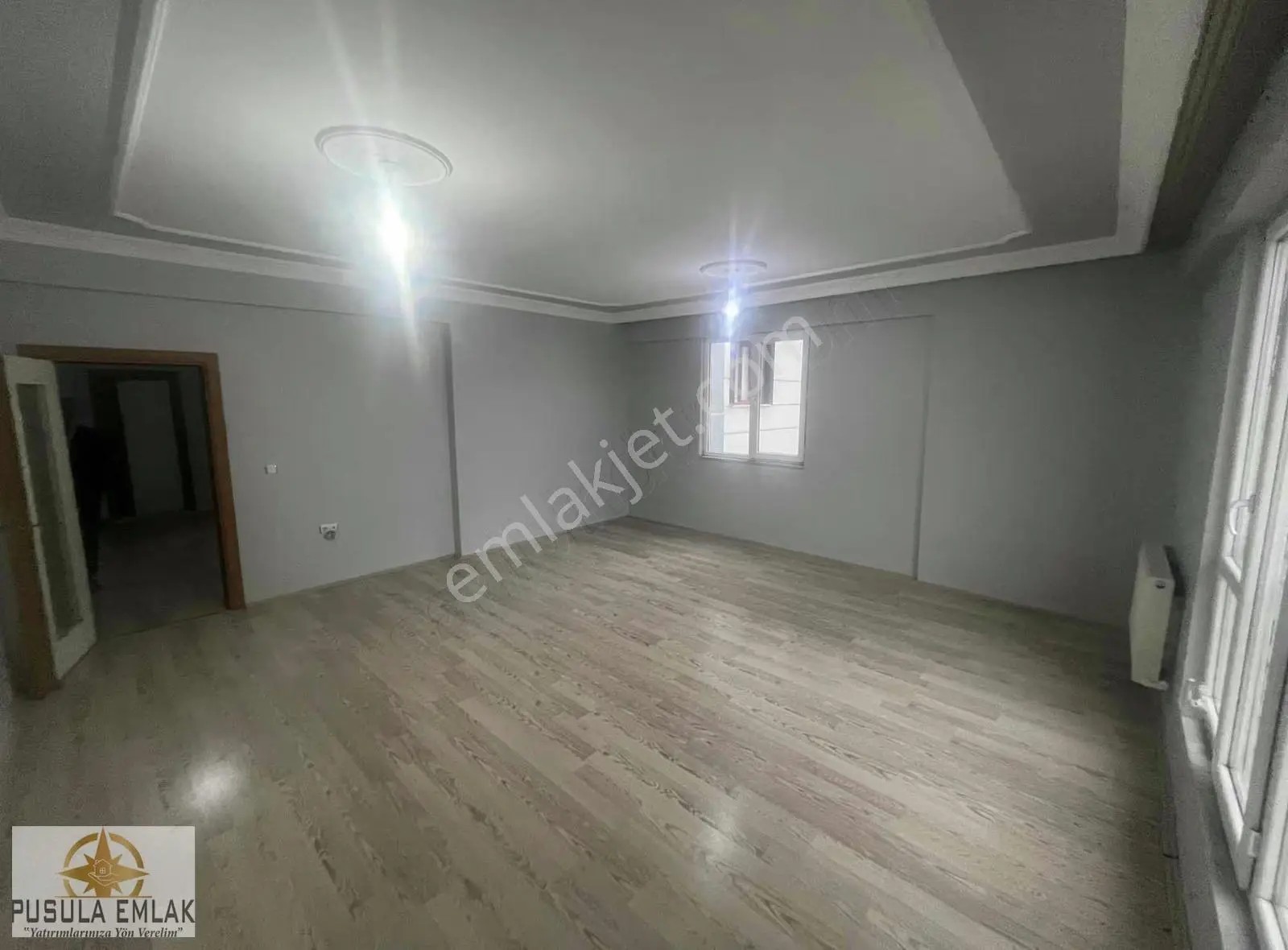 İnönü Caddesi Üzeri 140 M2 2+1 Lüks Daire