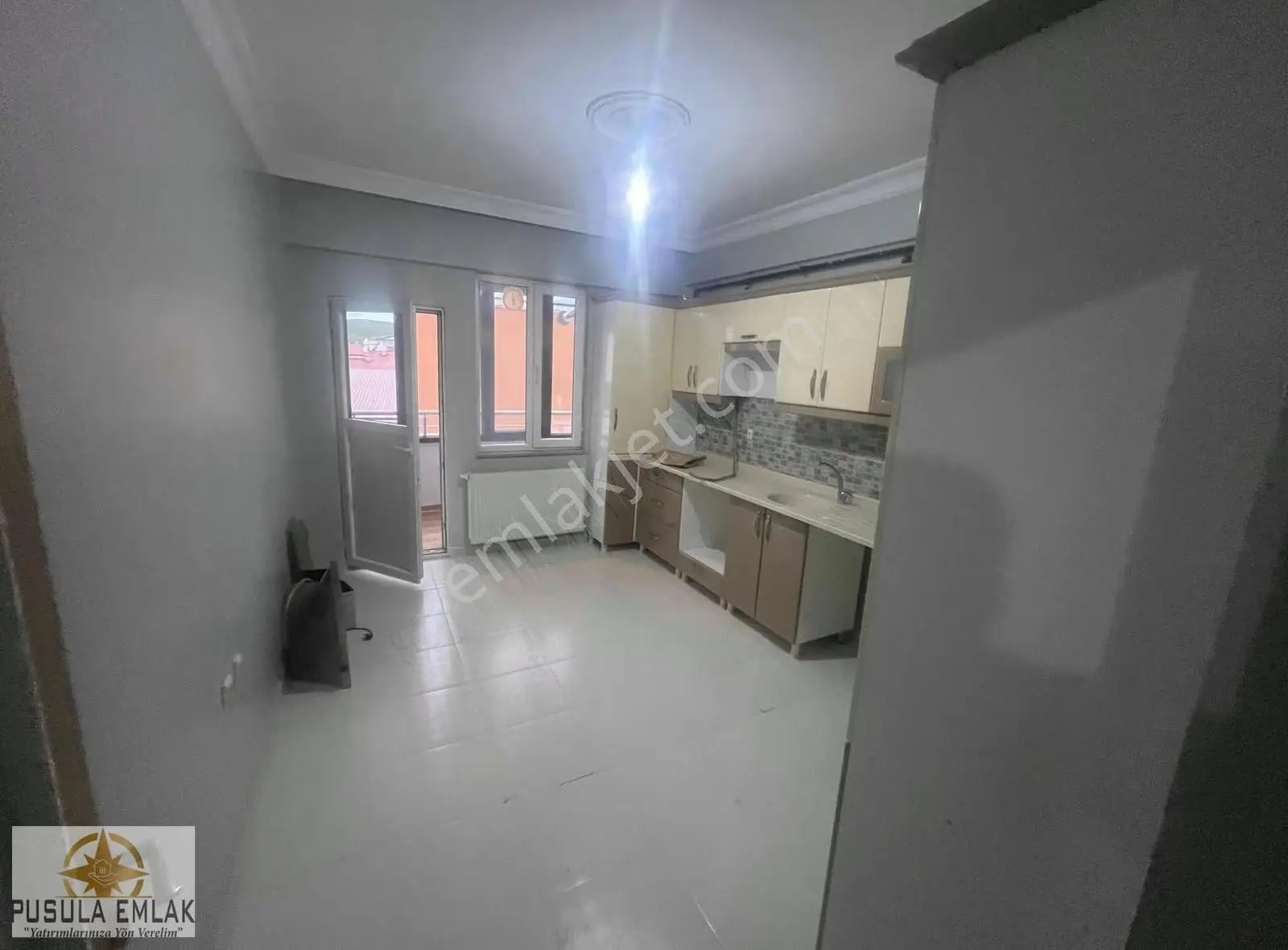 İnönü Caddesi Üzeri 140 M2 2+1 Lüks Daire