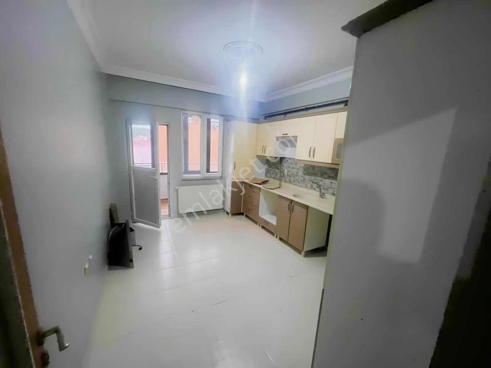 İnönü Caddesi Üzeri 140 M2 2+1 Lüks Daire