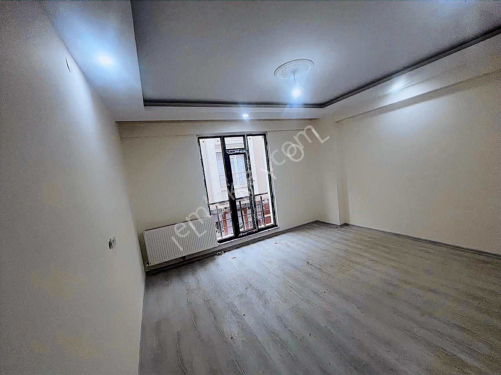 Fırsat!! Mondi Mobilya Yakını Satılık Full 2+1 Lüks Daire