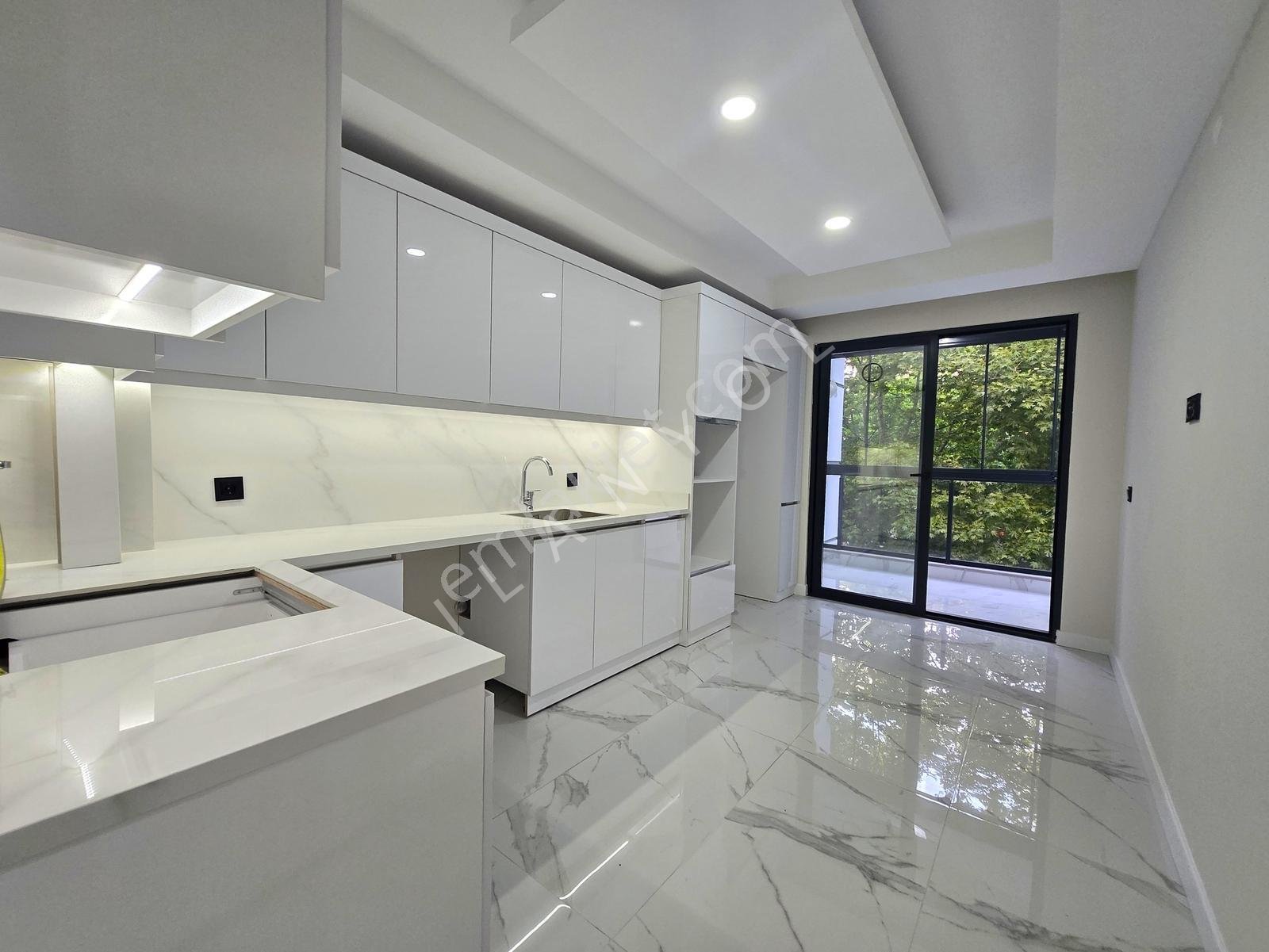 Garanti Emlak'tan - Marka Projede - 150m² - 3+1 Ultra Lüx Daire
