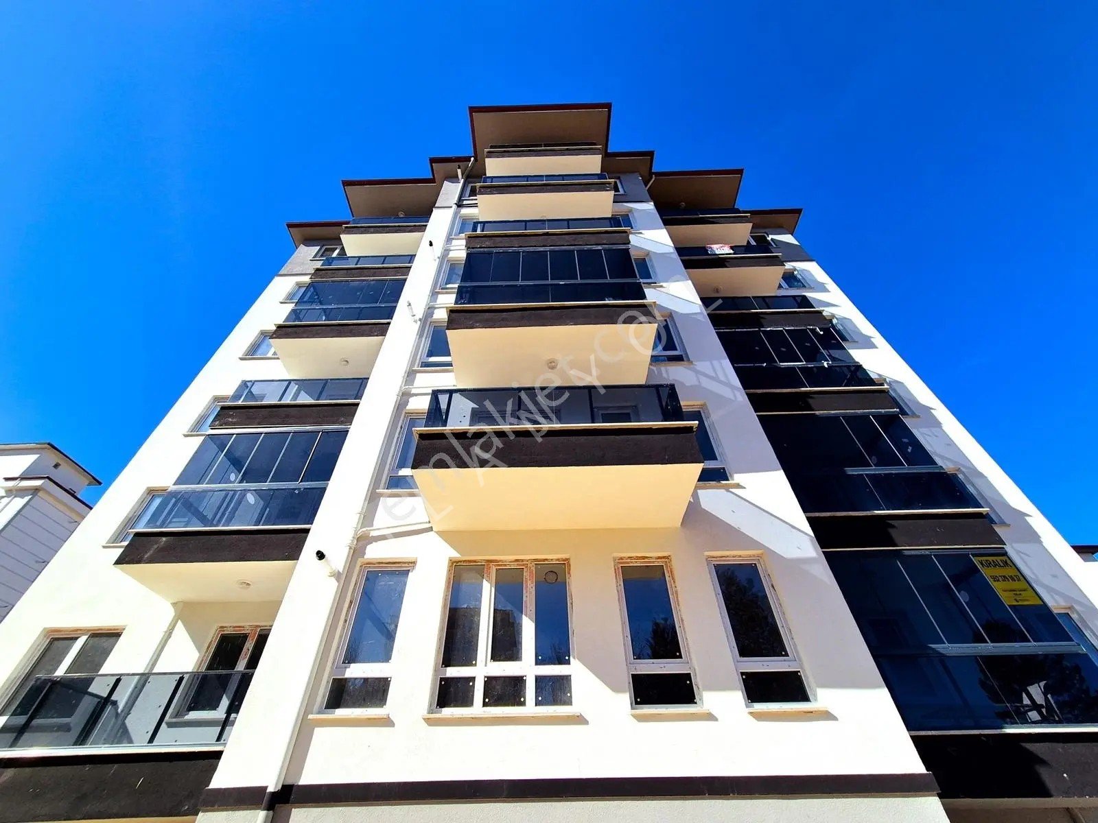 Garanti Emlak'tan - Kuzeykentte - Eşyalı - Yatırımlık 1+1 Daire