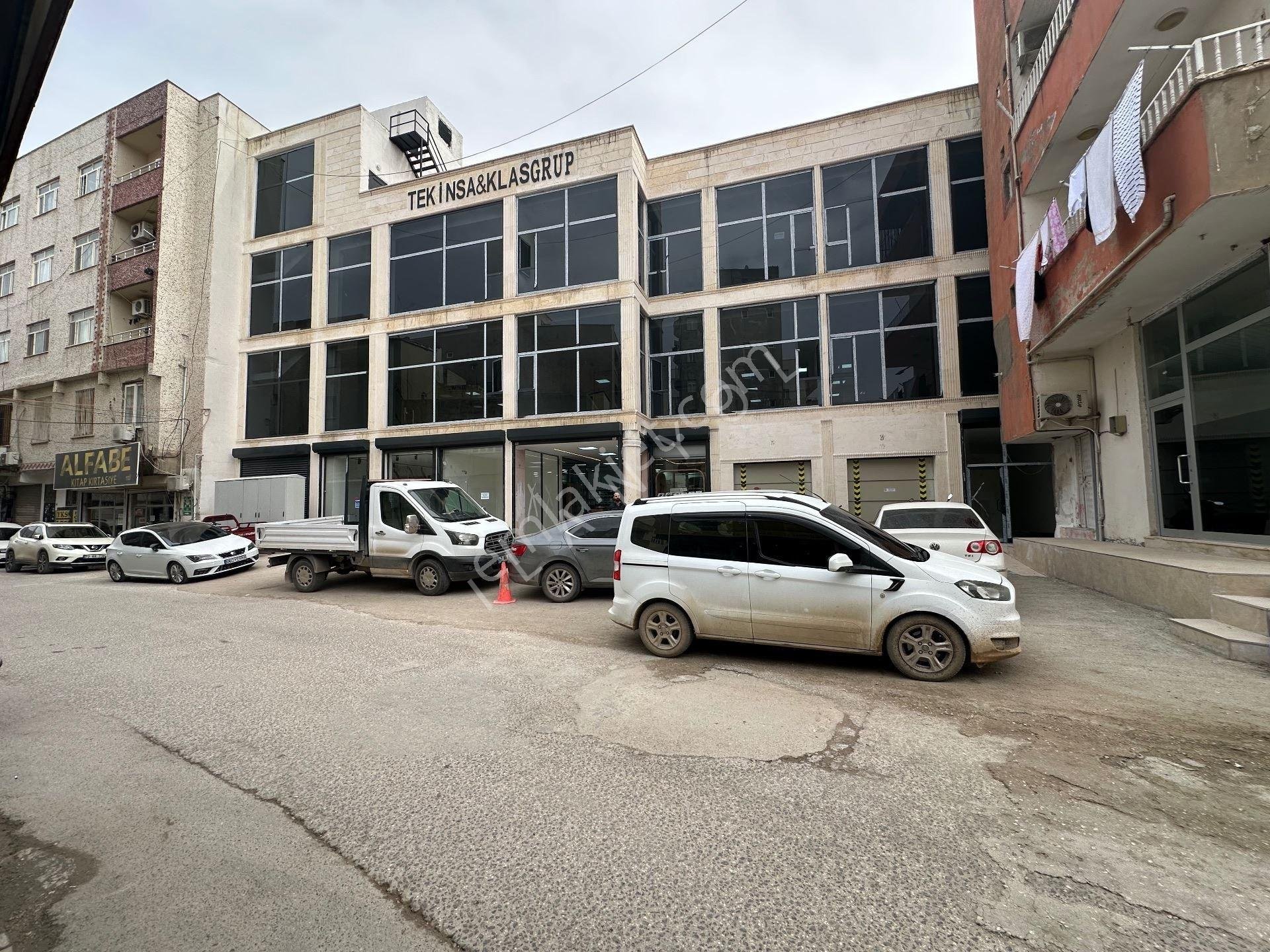 Nusaybin Zeynelabidin'de Yatırımlık Fırsat! Sıfır, Kiracılı 15 M² Satılık Mağaza