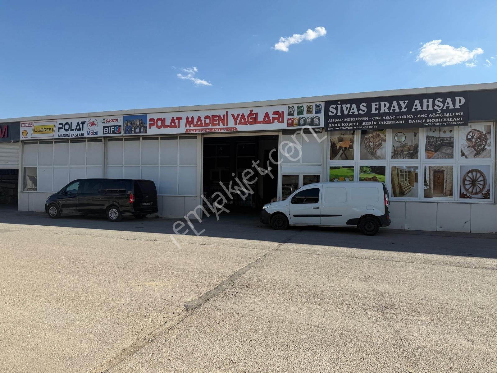 Hedef Emlak'tan 4 Eylül Sanayide Satılık 800 M2 Dükkan
