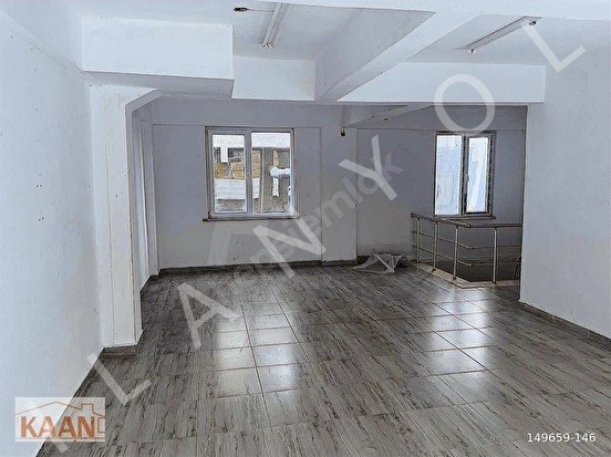 GÜLBAHAR CADDESİNE KOMŞU DEPOLU 110m2 DÜKKAN