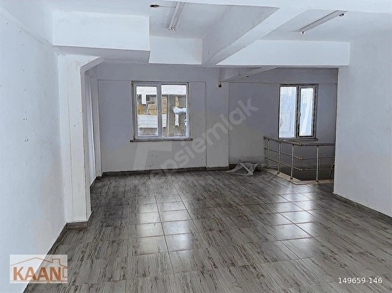 GÜLBAHAR CADDESİNE KOMŞU DEPOLU 110m2 DÜKKAN