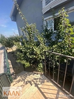 BÜYÜKÇEKMECE KARAAĞAÇ DOĞA EVLERİNDE SATILIK VİLLA
