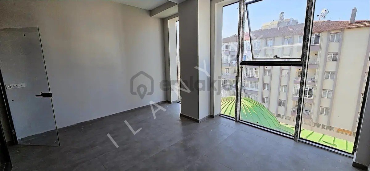 Msyapı Emlaktan Tam Merkezde Kiralık Ofisler