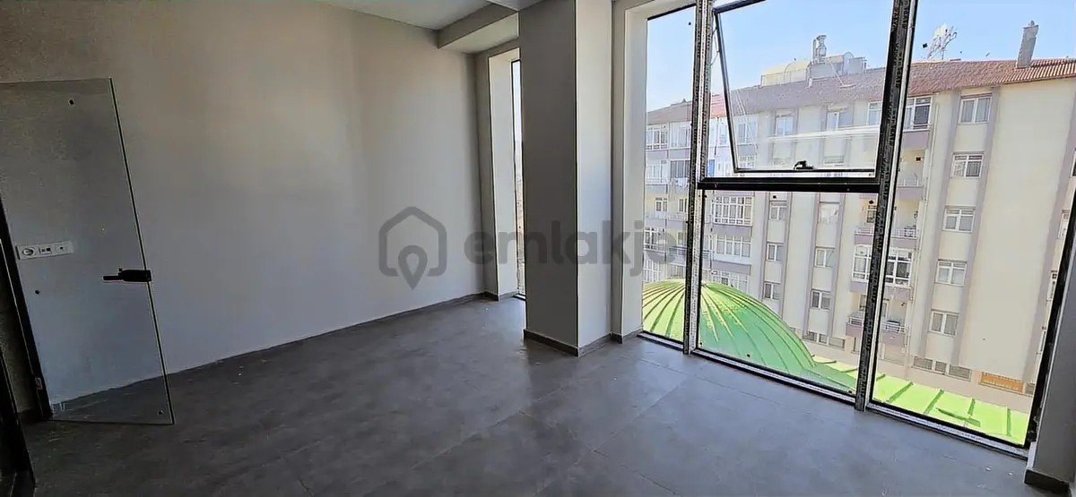 Msyapı Emlaktan Tam Merkezde Kiralık Ofisler