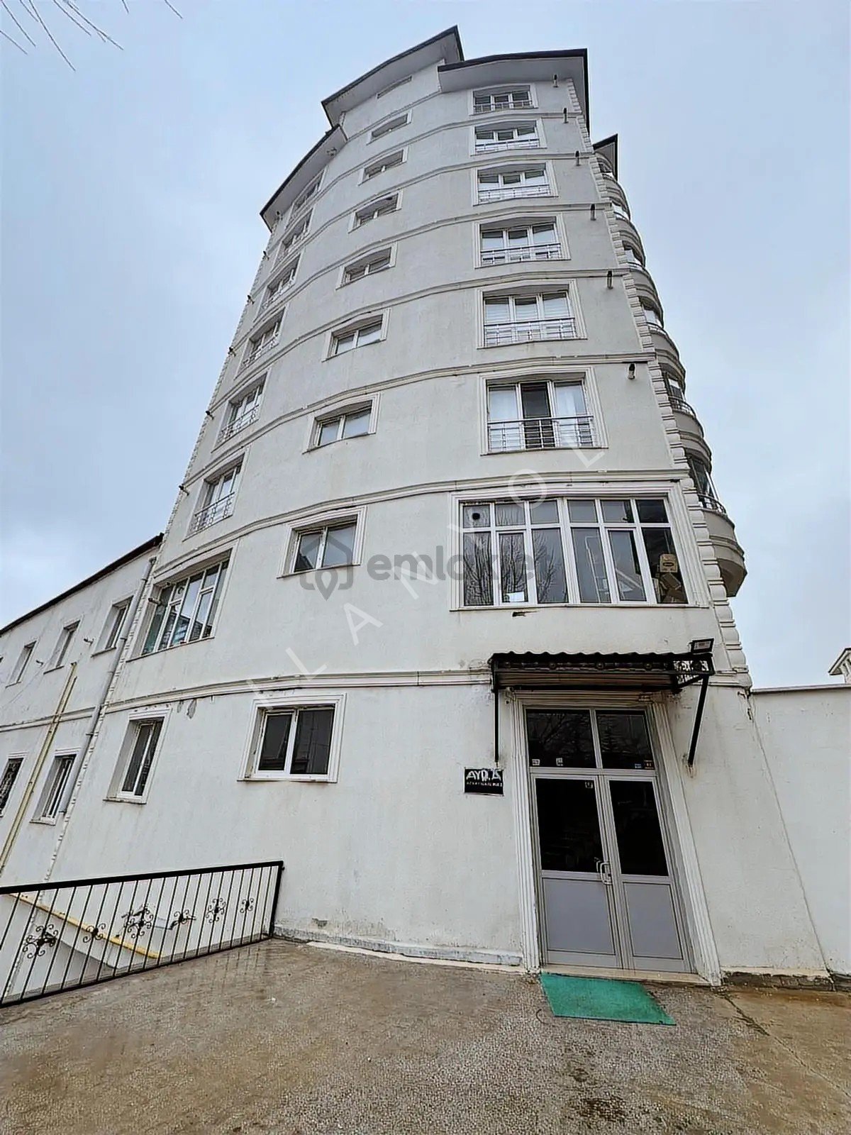 Msyapı Emlaktan Şehir Hastanesi Yanı Eşyalı 1+1 Satılık Daire