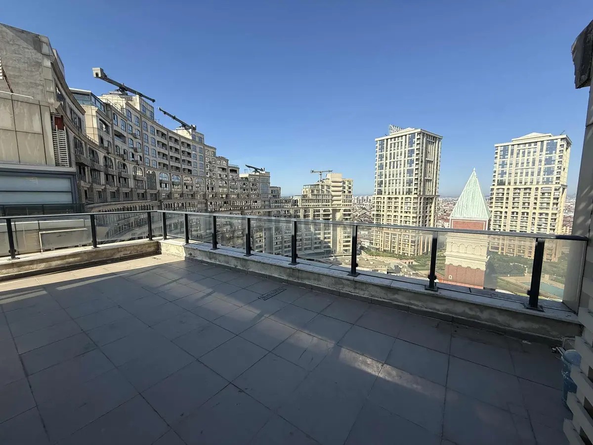 Venezia Da Avm Şehir Mnz Çift Cephe Teraslı Kiralık 400m2 Daire